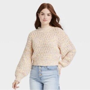 Universal thread cropped Women's Cream Sweater